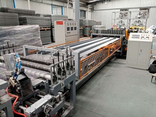 rollo Mesh Welding Machine del alambre de 2-3.5m m