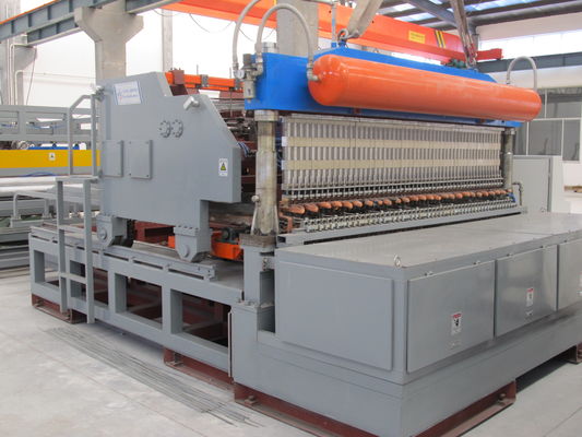 Anchura de alta frecuencia 3000m m Mesh Welding Machine For 6m m